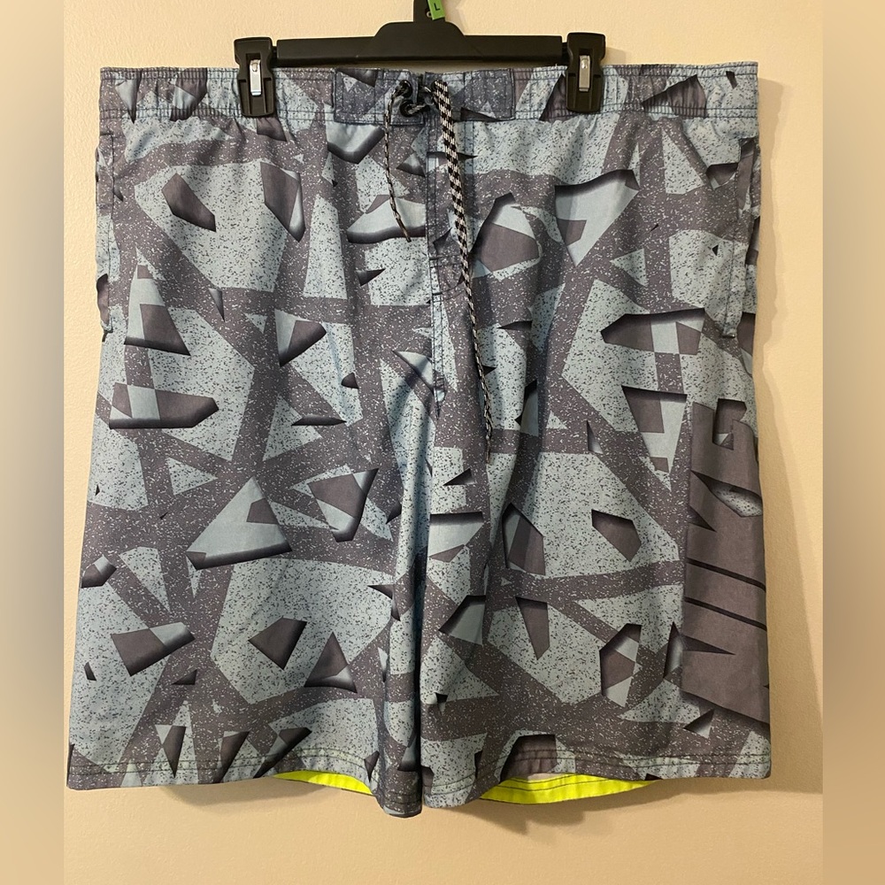 Mens Nike Gray Green Logo Lined Swim Trunks Bottoms‎ Size XL
